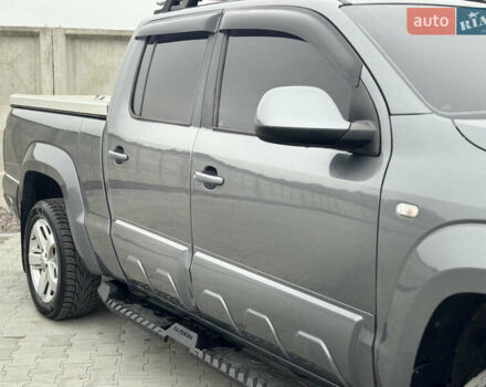 Серый Фольксваген Амарок, объемом двигателя 1.97 л и пробегом 340 тыс. км за 14999 $, фото 5 на Automoto.ua
