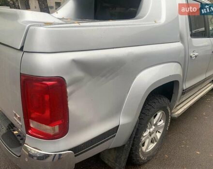 Серый Фольксваген Амарок, объемом двигателя 1.97 л и пробегом 303 тыс. км за 12400 $, фото 4 на Automoto.ua