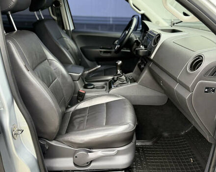 Сірий Фольксваген Амарок, об'ємом двигуна 1.97 л та пробігом 237 тис. км за 16200 $, фото 20 на Automoto.ua