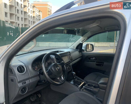 Сірий Фольксваген Амарок, об'ємом двигуна 2 л та пробігом 306 тис. км за 15900 $, фото 10 на Automoto.ua