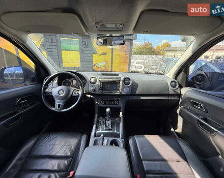 Серый Фольксваген Амарок, объемом двигателя 2 л и пробегом 265 тыс. км за 15999 $, фото 2 на Automoto.ua