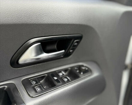 Сірий Фольксваген Амарок, об'ємом двигуна 1.97 л та пробігом 237 тис. км за 16200 $, фото 13 на Automoto.ua