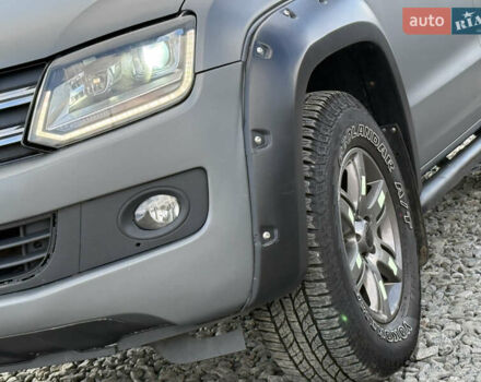 Серый Фольксваген Амарок, объемом двигателя 2 л и пробегом 265 тыс. км за 16700 $, фото 9 на Automoto.ua