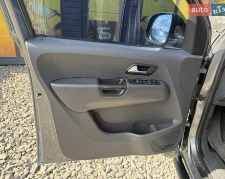 Серый Фольксваген Амарок, объемом двигателя 2 л и пробегом 265 тыс. км за 15999 $, фото 36 на Automoto.ua