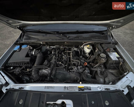 Сірий Фольксваген Амарок, об'ємом двигуна 2 л та пробігом 246 тис. км за 16800 $, фото 33 на Automoto.ua