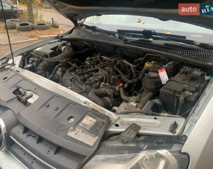 Серый Фольксваген Амарок, объемом двигателя 1.97 л и пробегом 303 тыс. км за 12400 $, фото 13 на Automoto.ua