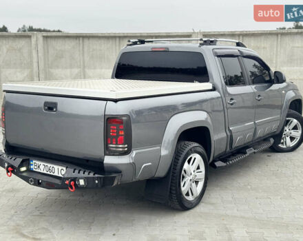 Серый Фольксваген Амарок, объемом двигателя 1.97 л и пробегом 340 тыс. км за 14999 $, фото 17 на Automoto.ua