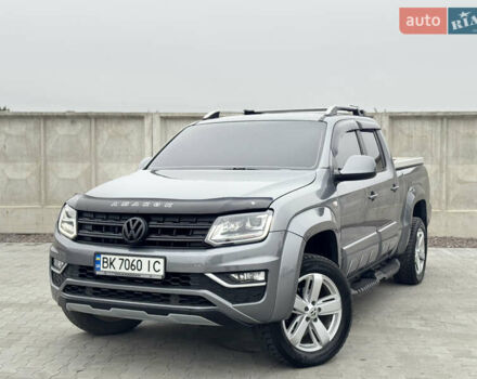 Серый Фольксваген Амарок, объемом двигателя 1.97 л и пробегом 340 тыс. км за 14999 $, фото 6 на Automoto.ua