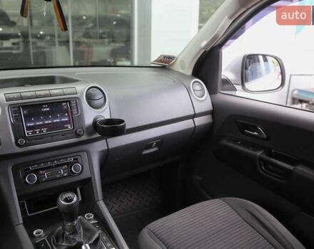 Сірий Фольксваген Амарок, об'ємом двигуна 1.97 л та пробігом 367 тис. км за 15200 $, фото 14 на Automoto.ua