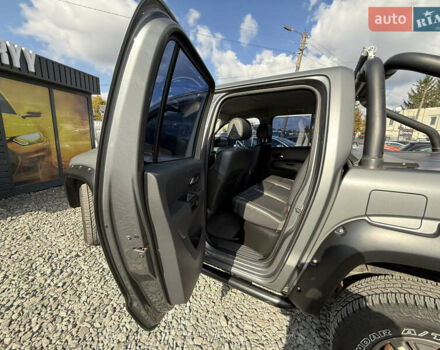 Серый Фольксваген Амарок, объемом двигателя 2 л и пробегом 265 тыс. км за 16700 $, фото 33 на Automoto.ua