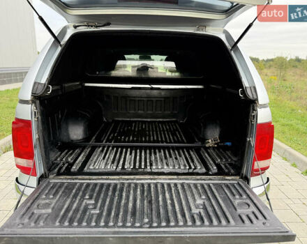 Сірий Фольксваген Амарок, об'ємом двигуна 1.97 л та пробігом 237 тис. км за 16200 $, фото 25 на Automoto.ua