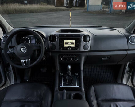 Сірий Фольксваген Амарок, об'ємом двигуна 2 л та пробігом 246 тис. км за 16800 $, фото 48 на Automoto.ua