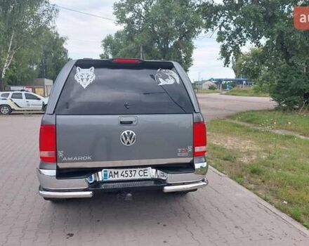Сірий Фольксваген Амарок, об'ємом двигуна 2 л та пробігом 318 тис. км за 23500 $, фото 3 на Automoto.ua