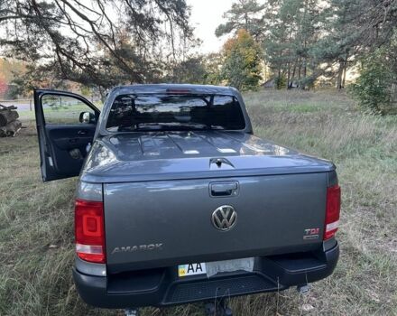 Серый Фольксваген Амарок, объемом двигателя 2 л и пробегом 335 тыс. км за 20000 $, фото 4 на Automoto.ua