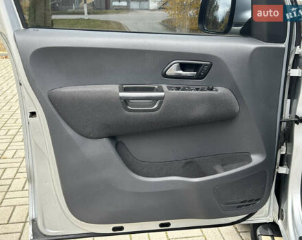 Серый Фольксваген Амарок, объемом двигателя 1.97 л и пробегом 264 тыс. км за 21000 $, фото 14 на Automoto.ua