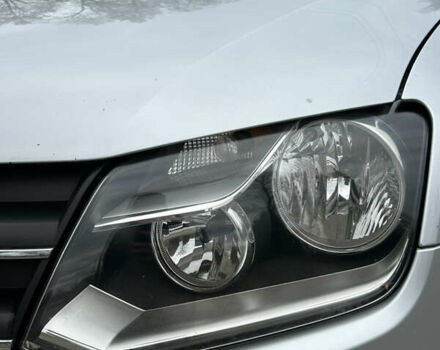 Серый Фольксваген Амарок, объемом двигателя 1.97 л и пробегом 264 тыс. км за 21000 $, фото 9 на Automoto.ua