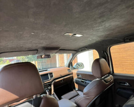 Серый Фольксваген Амарок, объемом двигателя 1.97 л и пробегом 300 тыс. км за 25000 $, фото 12 на Automoto.ua