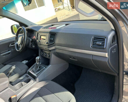 Серый Фольксваген Амарок, объемом двигателя 1.97 л и пробегом 230 тыс. км за 19900 $, фото 4 на Automoto.ua