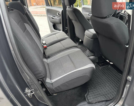 Серый Фольксваген Амарок, объемом двигателя 2 л и пробегом 148 тыс. км за 22000 $, фото 15 на Automoto.ua