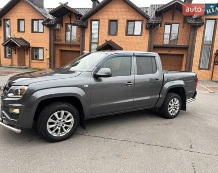 Серый Фольксваген Амарок, объемом двигателя 2 л и пробегом 148 тыс. км за 22000 $, фото 3 на Automoto.ua