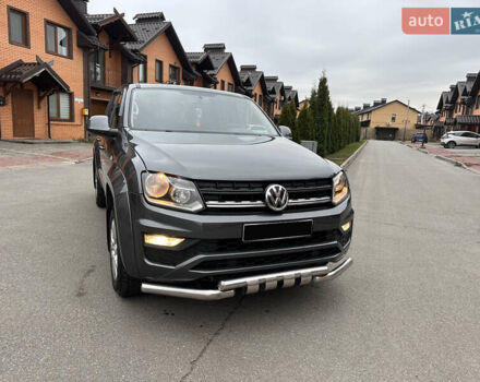 Серый Фольксваген Амарок, объемом двигателя 2 л и пробегом 148 тыс. км за 22000 $, фото 1 на Automoto.ua