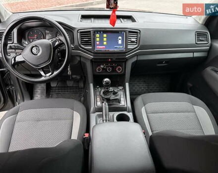 Серый Фольксваген Амарок, объемом двигателя 2 л и пробегом 148 тыс. км за 22000 $, фото 10 на Automoto.ua