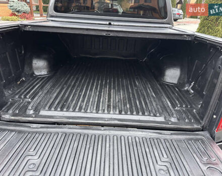 Серый Фольксваген Амарок, объемом двигателя 2 л и пробегом 148 тыс. км за 22000 $, фото 27 на Automoto.ua