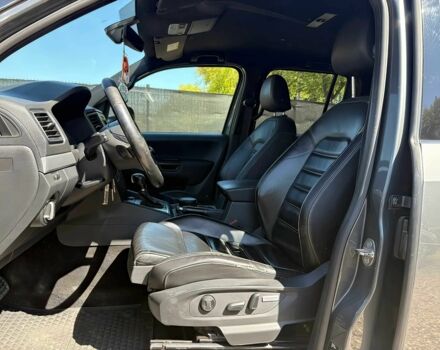 Серый Фольксваген Амарок, объемом двигателя 3 л и пробегом 48 тыс. км за 17200 $, фото 6 на Automoto.ua