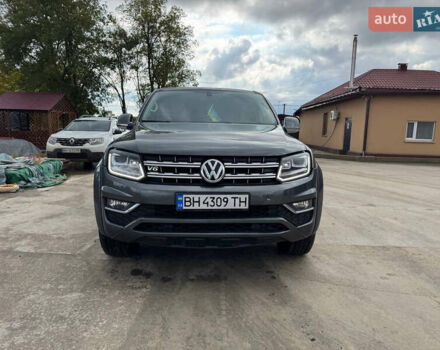 Серый Фольксваген Амарок, объемом двигателя 2.97 л и пробегом 172 тыс. км за 31000 $, фото 1 на Automoto.ua