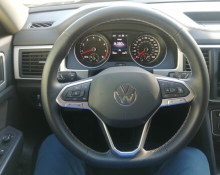 Сірий Фольксваген Амарок, об'ємом двигуна 0 л та пробігом 37 тис. км за 30100 $, фото 1 на Automoto.ua