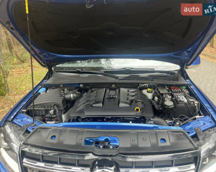 Синий Фольксваген Амарок, объемом двигателя 2.97 л и пробегом 118 тыс. км за 43700 $, фото 16 на Automoto.ua