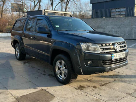 Синий Фольксваген Амарок, объемом двигателя 1.97 л и пробегом 302 тыс. км за 13500 $, фото 1 на Automoto.ua