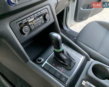 Зеленый Фольксваген Амарок, объемом двигателя 3 л и пробегом 173 тыс. км за 35500 $, фото 6 на Automoto.ua