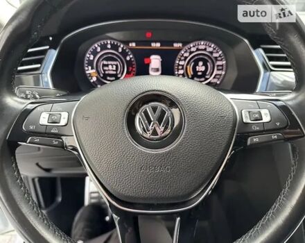 Білий Фольксваген Arteon, об'ємом двигуна 1.98 л та пробігом 200 тис. км за 27500 $, фото 38 на Automoto.ua