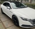 Белый Фольксваген Arteon, объемом двигателя 2 л и пробегом 229 тыс. км за 26800 $, фото 13 на Automoto.ua