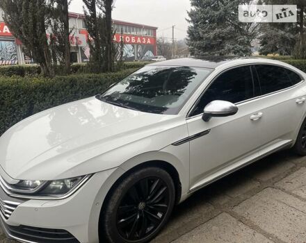 Білий Фольксваген Arteon, об'ємом двигуна 2 л та пробігом 229 тис. км за 26800 $, фото 5 на Automoto.ua