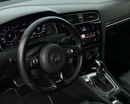 Белый Фольксваген Arteon, объемом двигателя 2 л и пробегом 133 тыс. км за 25000 $, фото 12 на Automoto.ua