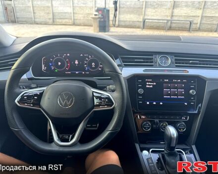 Белый Фольксваген Arteon, объемом двигателя 2 л и пробегом 125 тыс. км за 23999 $, фото 10 на Automoto.ua