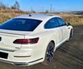 Белый Фольксваген Arteon, объемом двигателя 2 л и пробегом 69 тыс. км за 18000 $, фото 2 на Automoto.ua