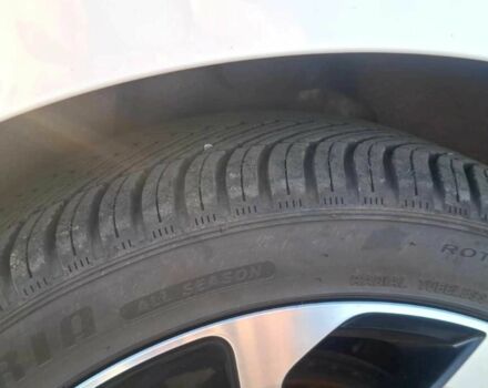 Белый Фольксваген Arteon, объемом двигателя 2 л и пробегом 69 тыс. км за 18000 $, фото 19 на Automoto.ua