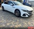 Белый Фольксваген Arteon, объемом двигателя 2 л и пробегом 125 тыс. км за 23999 $, фото 2 на Automoto.ua