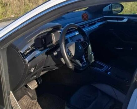 Белый Фольксваген Arteon, объемом двигателя 2 л и пробегом 69 тыс. км за 18000 $, фото 18 на Automoto.ua