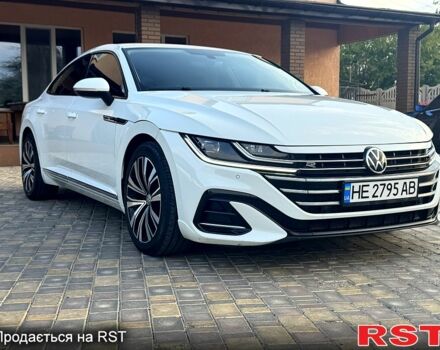Белый Фольксваген Arteon, объемом двигателя 2 л и пробегом 125 тыс. км за 23999 $, фото 6 на Automoto.ua
