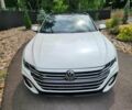 Белый Фольксваген Arteon, объемом двигателя 2 л и пробегом 15 тыс. км за 21400 $, фото 1 на Automoto.ua