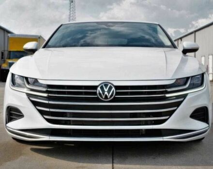 Белый Фольксваген Arteon, объемом двигателя 2 л и пробегом 59 тыс. км за 19000 $, фото 1 на Automoto.ua