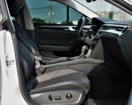 Белый Фольксваген Arteon, объемом двигателя 2 л и пробегом 17 тыс. км за 10000 $, фото 9 на Automoto.ua