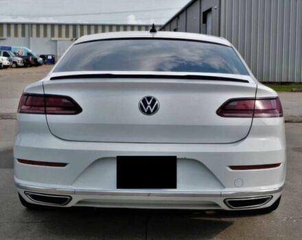 Белый Фольксваген Arteon, объемом двигателя 2 л и пробегом 59 тыс. км за 19000 $, фото 6 на Automoto.ua