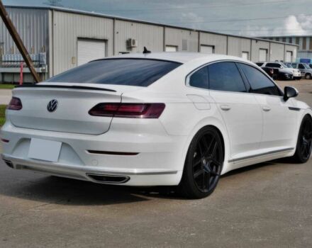 Белый Фольксваген Arteon, объемом двигателя 2 л и пробегом 17 тыс. км за 10000 $, фото 5 на Automoto.ua
