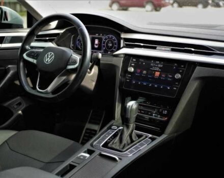 Белый Фольксваген Arteon, объемом двигателя 2 л и пробегом 59 тыс. км за 19000 $, фото 13 на Automoto.ua