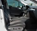Белый Фольксваген Arteon, объемом двигателя 2 л и пробегом 59 тыс. км за 19000 $, фото 18 на Automoto.ua